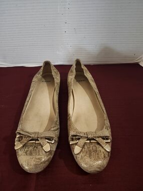Stuart Weitzman Gold Snake-Print Bow Ballet Flats Size Women 10